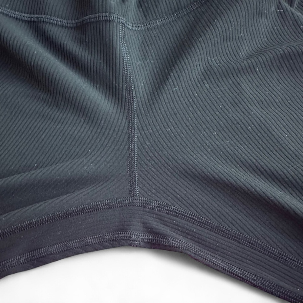 Lululemon Athletica Black Ribbed Stretchy Leggings 8 - Picture 3 of 7